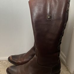 Women’s Soft Brown Leather Tall Boots