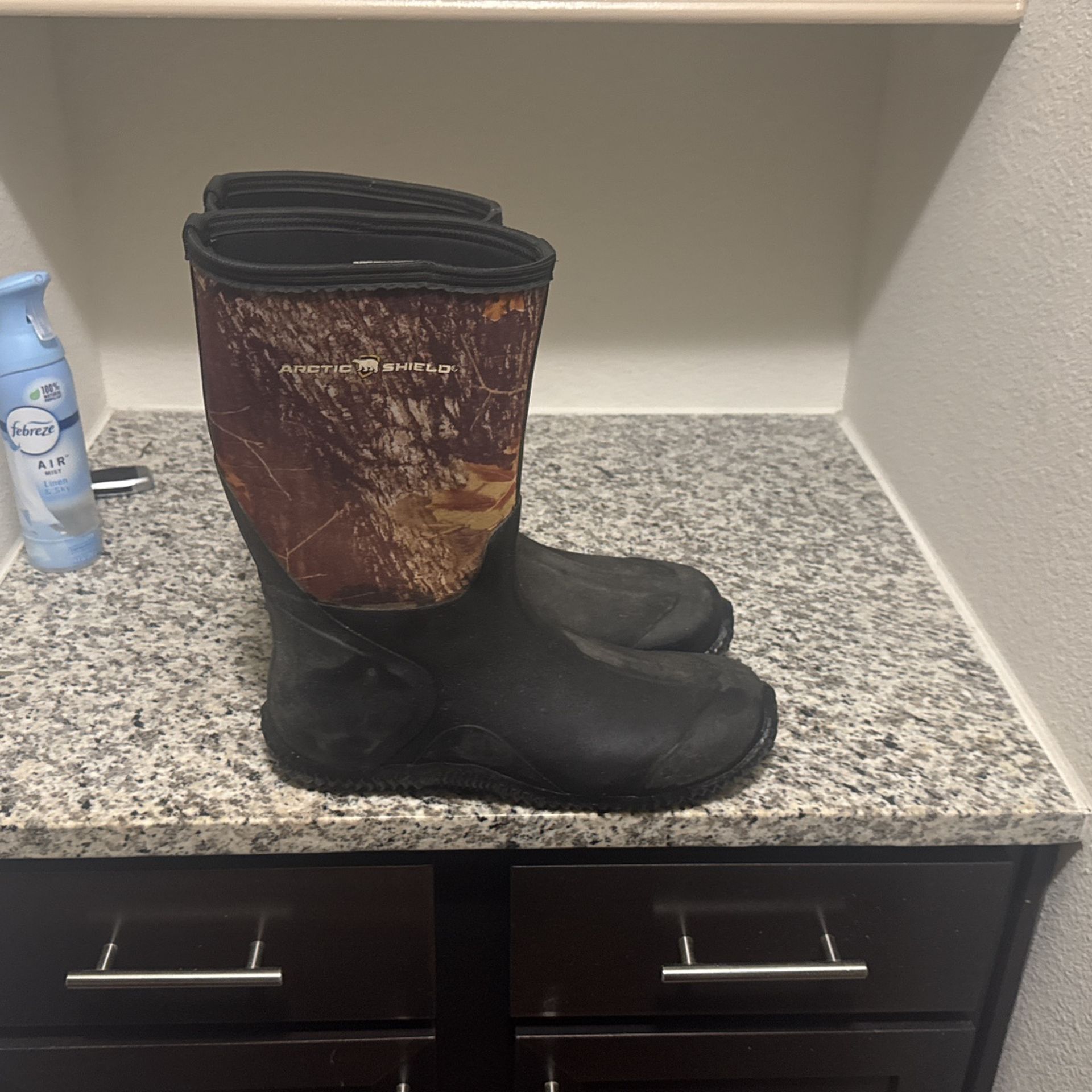 Arctic Shield Water Proof Boots