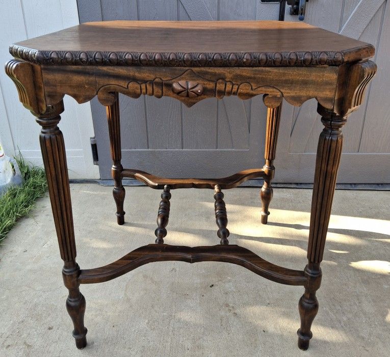 Gorgeous Antique Walnut Wood Table