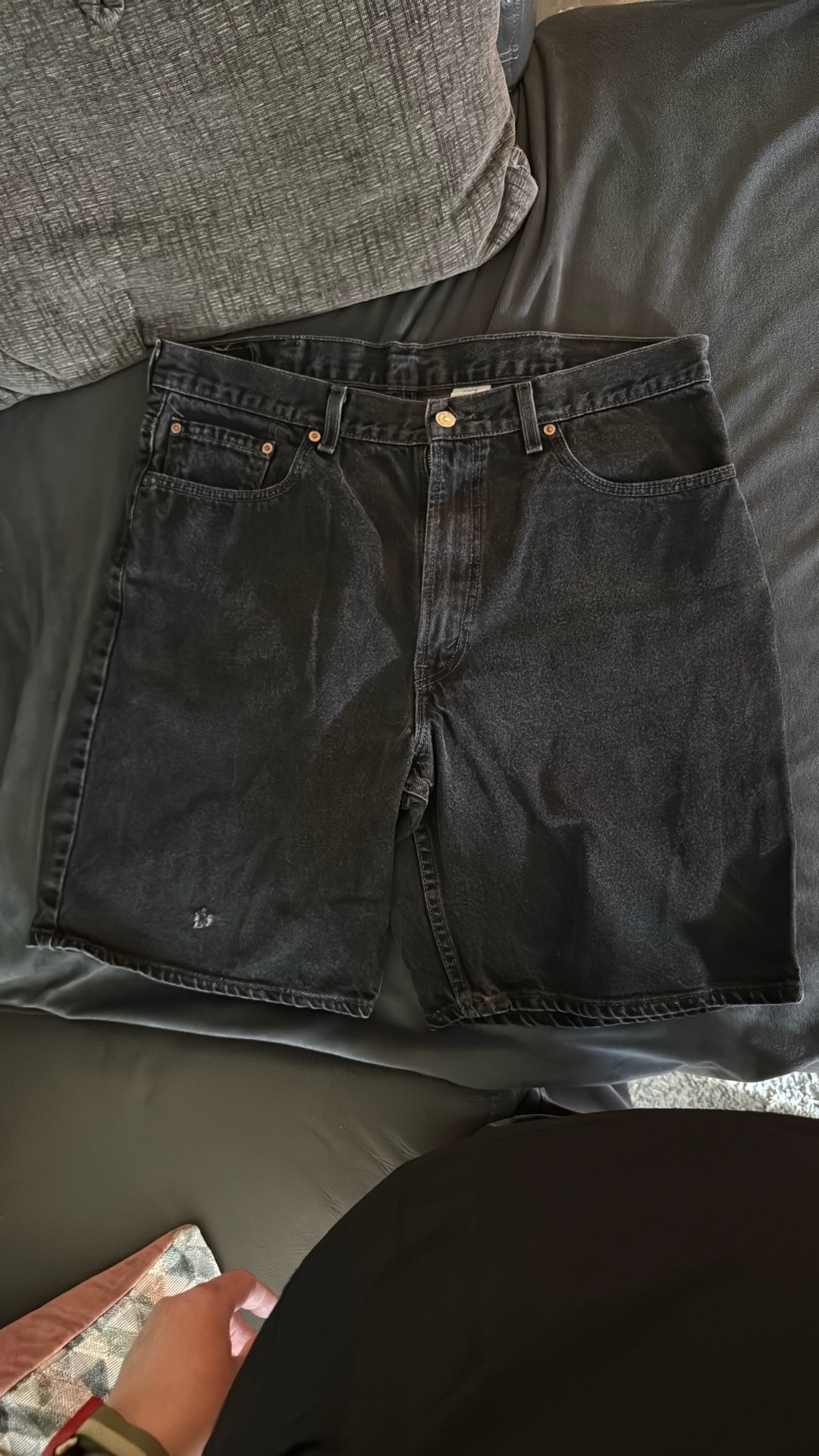 Levi 550 Mens Size 38 Black Shorts