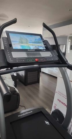 Norditrack Treadmill X22i