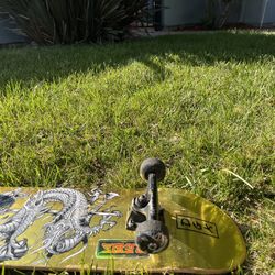 Custom DGK Skateboard – Barely Used 