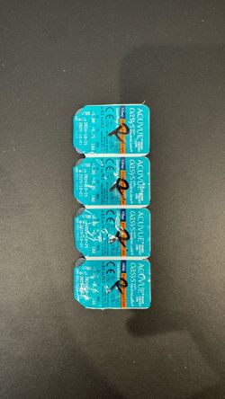 Acuvue daily contact lenses