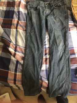 Levi’s pants waist 32 length 32