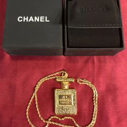 14k Solid Gold Chain With Authentic Chanel Charm 