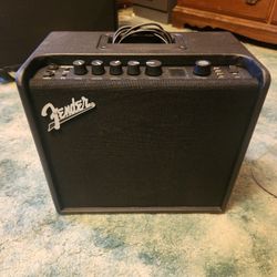 Fender Mustang Amplifier 