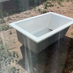FREE - New Construction Pulled Out Tub