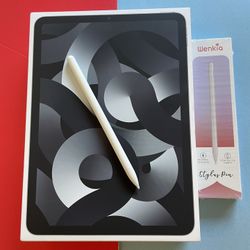 Apple iPad Air 5th Generation (M1 Chip) 64GB with Box, Pen And Keyboard 