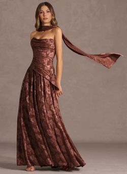 Brand new strap less Azazie color: mocha coco size 12
