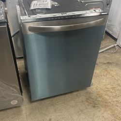 Frigidaire Dishwasher  BE B