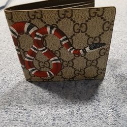 Designer Wallet 