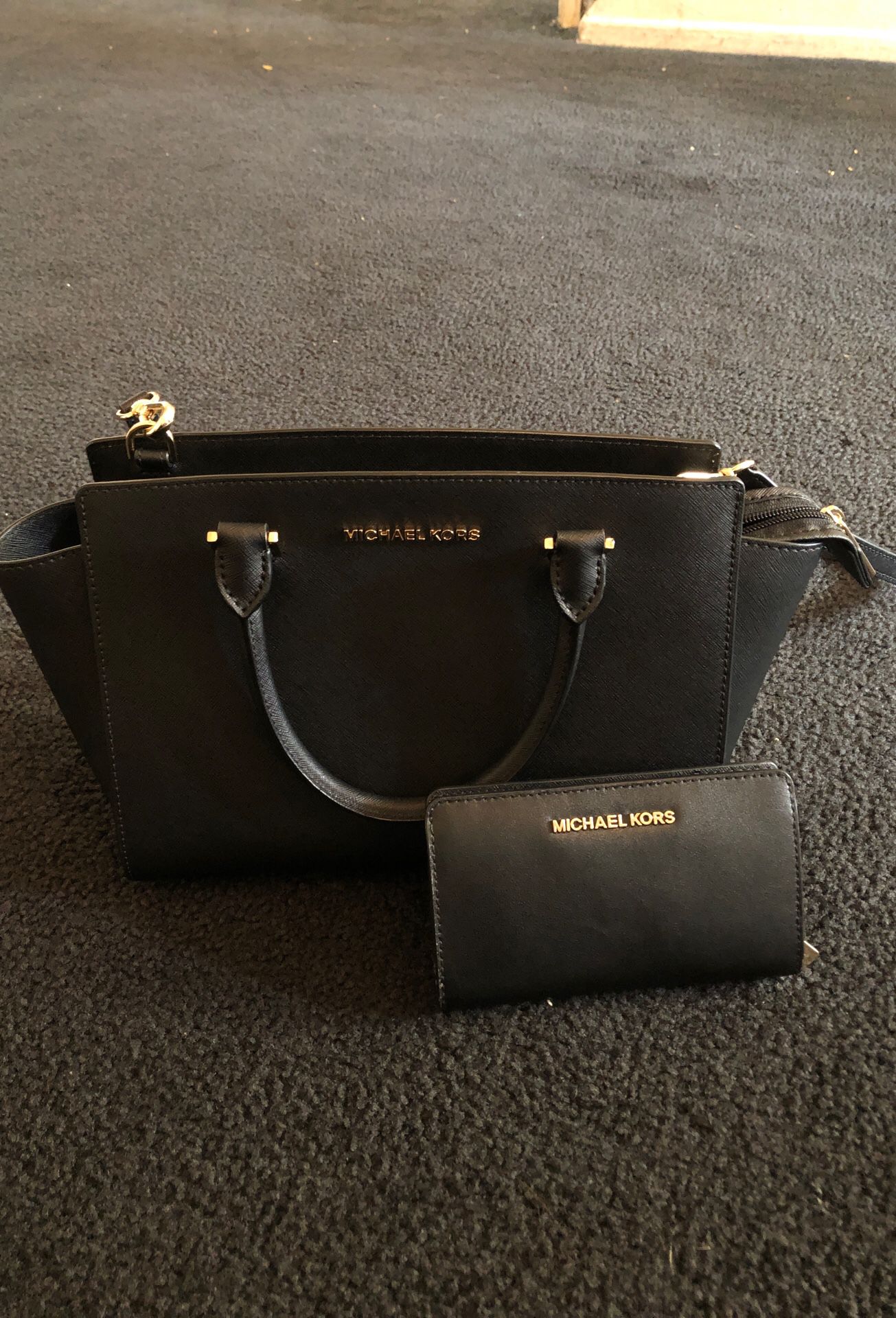 Michael Kors purse and wallet authentic