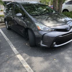 2015 Toyota Prius V