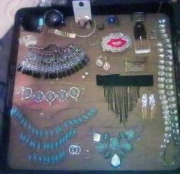 Costume JEWELRY