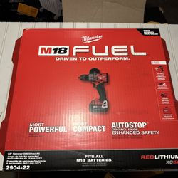 Milwaukee Fuel Hammer Drill Kit