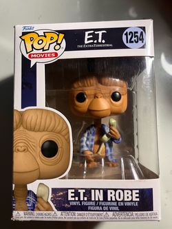 E.T. in Robe