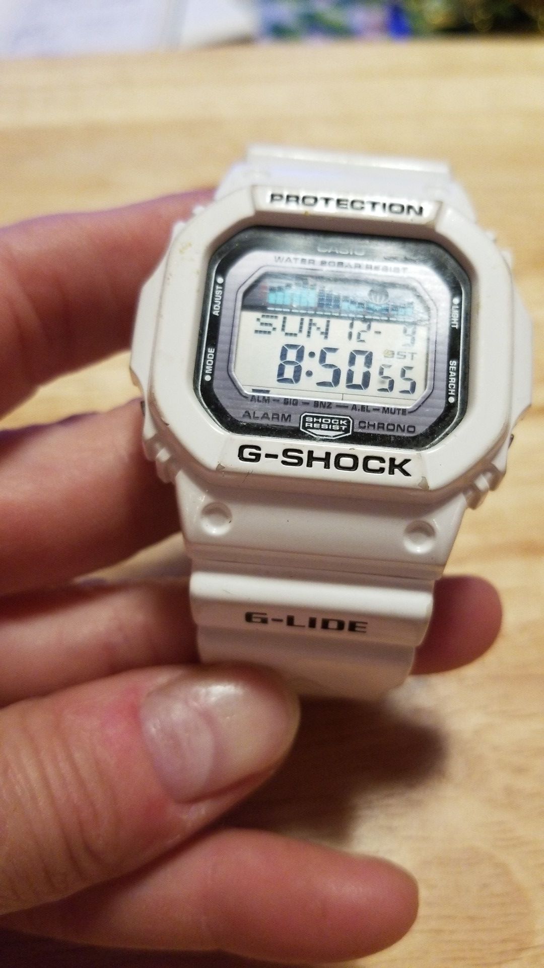 The G shock 6 lid