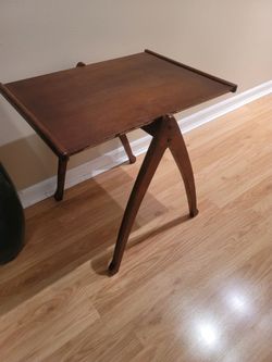 Mid-Century modern end table