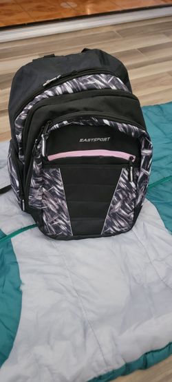 Mochila  backpack  and  sleeping  bag