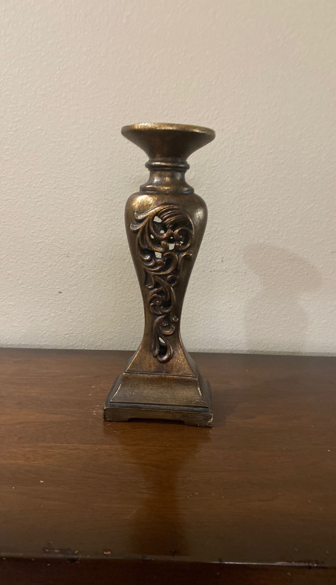 Metal candle holder.