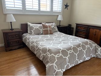 Wood Bedroom Set - Full Size