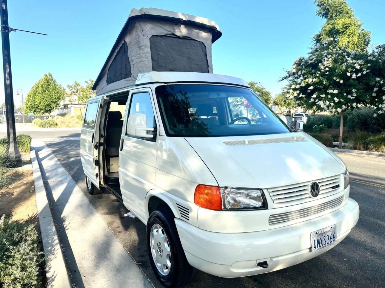 2001 Winnebago EuroVan