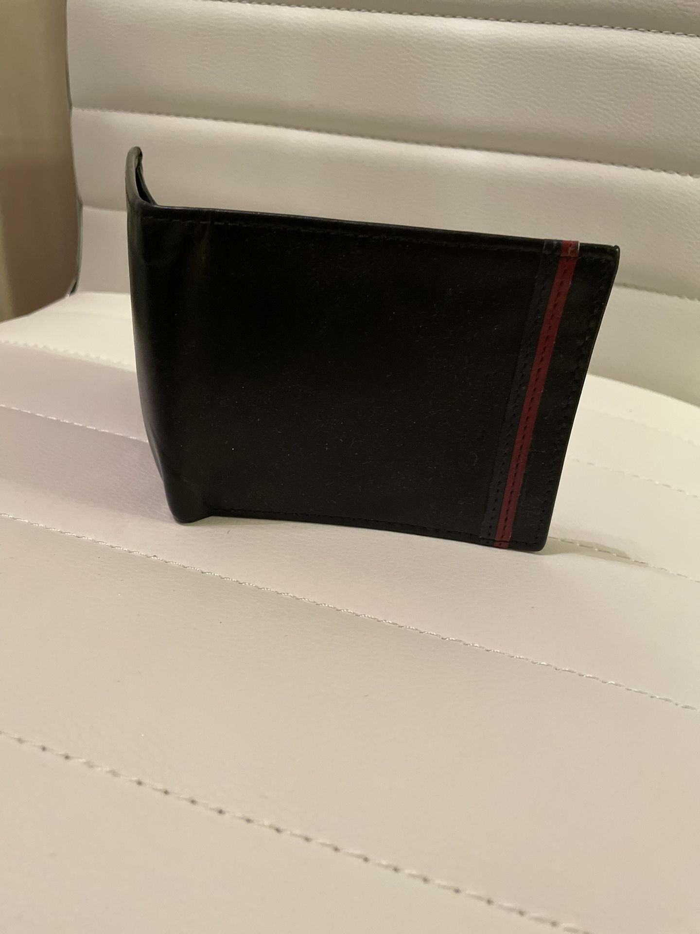 Burberry Card Holder for Sale in El Paso, TX - OfferUp