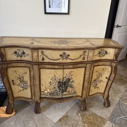 Credenza