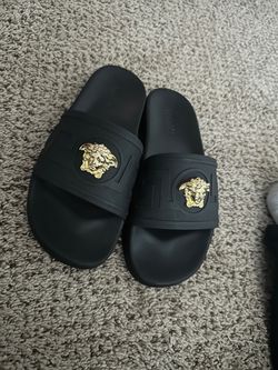 Medusa Versace slides