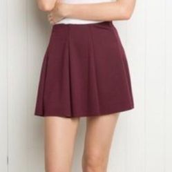 BRANDY MELVILLE BURGUNDY SKIRT