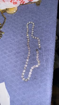 Round cut tennis necklace cz