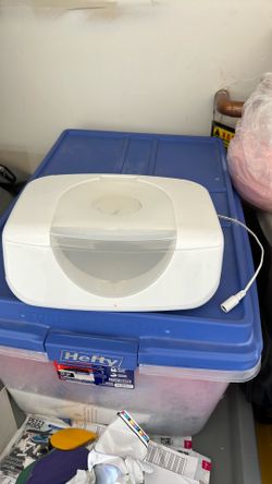 Wipe warmer