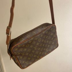Vintage Louis Vuitton Shoulder Bag