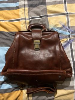 Time resistance leather bag