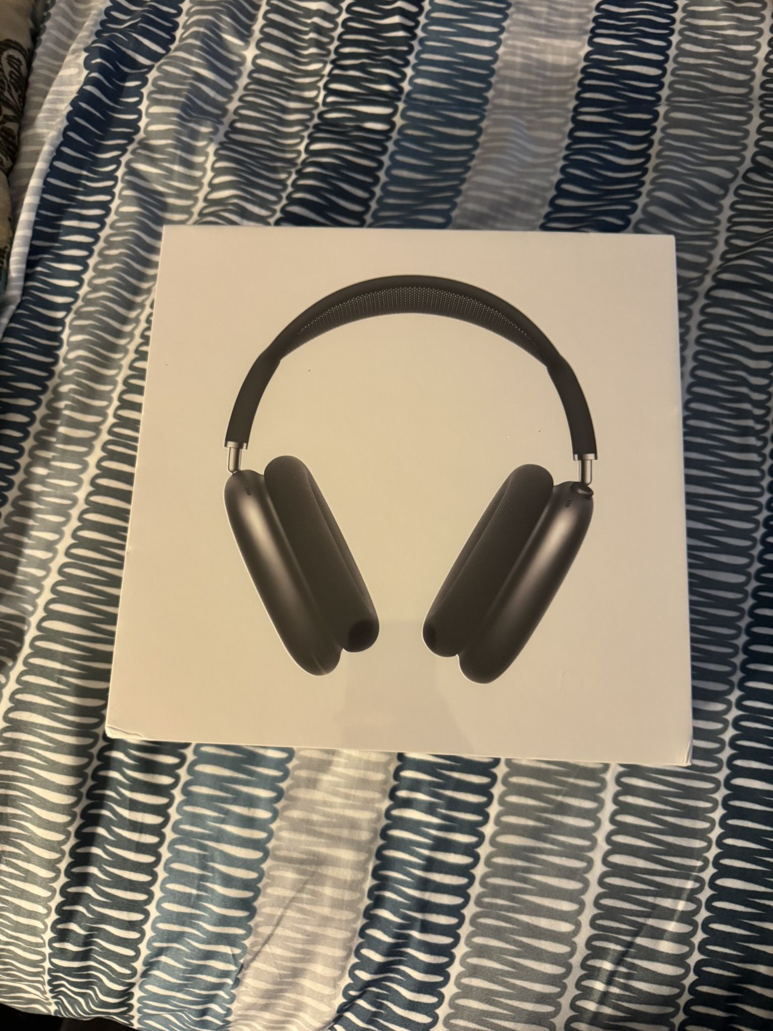 AirPod Max’s Color: Midnight, Space Grey, Purple, & Starlight,All Products : American Fashion Style Bags On Sale