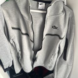 Gray Nike Tech Size Small