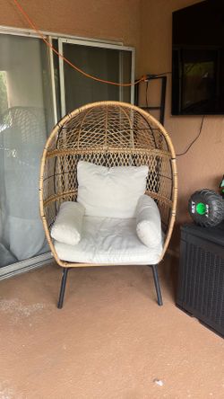 Better Homes and Gardens wicker egg chair