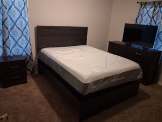 Queen size bedroom set,  mattress not included