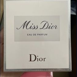 Miss Dior Perfume