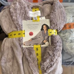 Caroline Hochman Robe