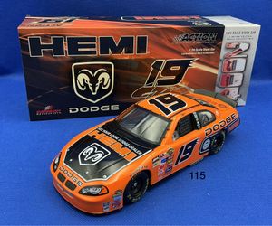 Action 1:24 Jeremy Mayfield #19 Dodge Dealers/ Hemi