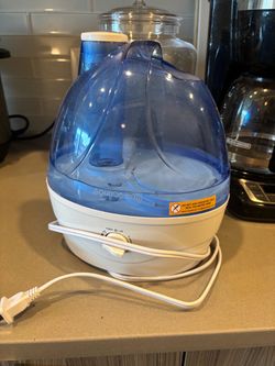 AquaOasis Cool Mist Humidifier