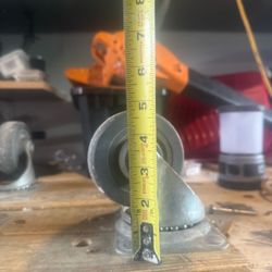Heavy duty casters