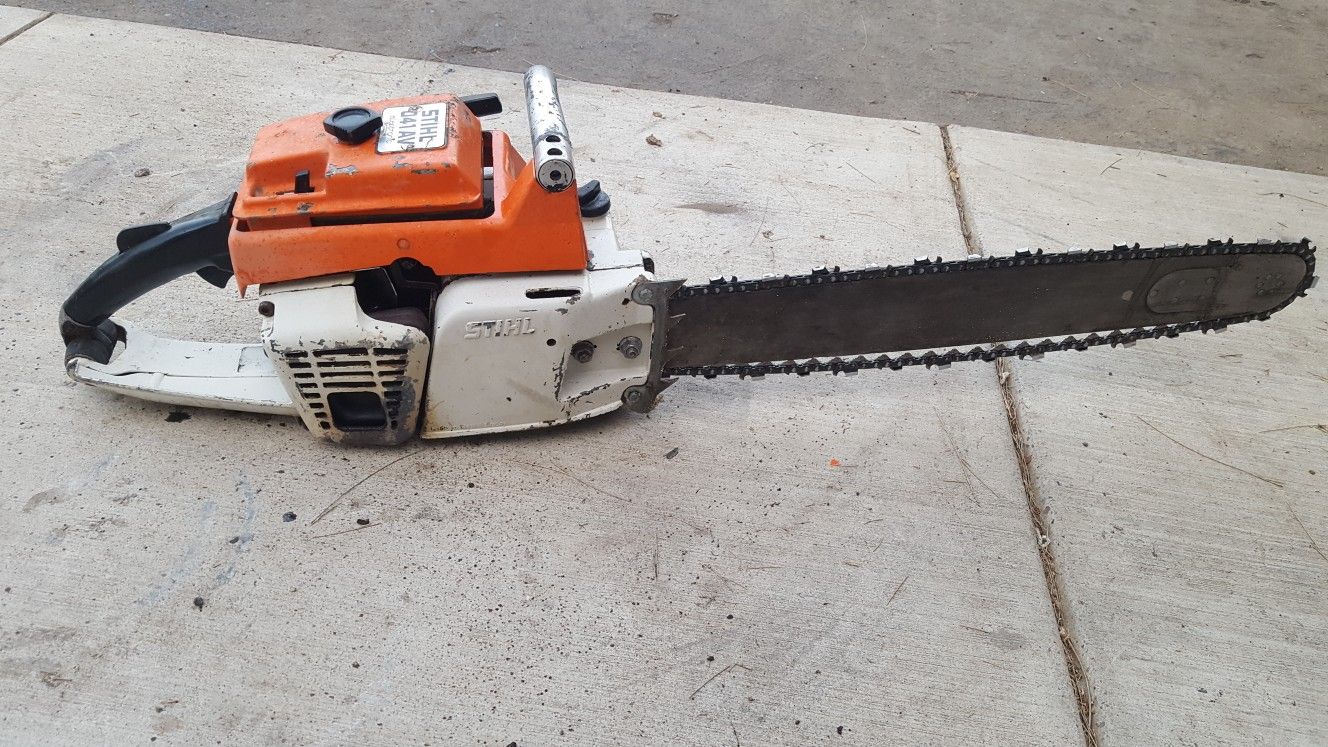 Stihl 041 av chainsaw