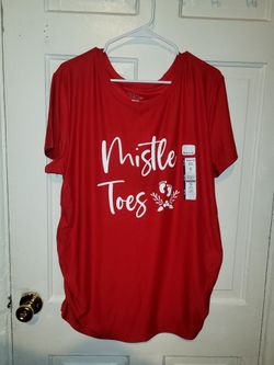 Womens Red Maternity Mistle Toes Graphic Tee. Baby Feet Shirt. Christmas blouse. Mistletoe. Top