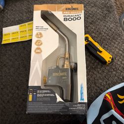 Bernzomatic DuraCast 8000 Torch Compatible with MAP-Pro Gas and Propane Gas