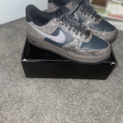 Air Force 1s Size 9 