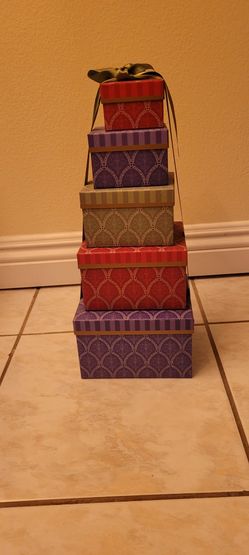 5 Cute Little Gift Boxes To bigger Ones