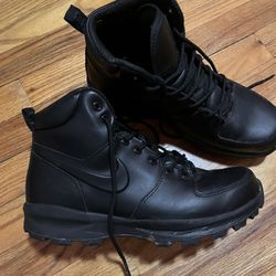nike boots