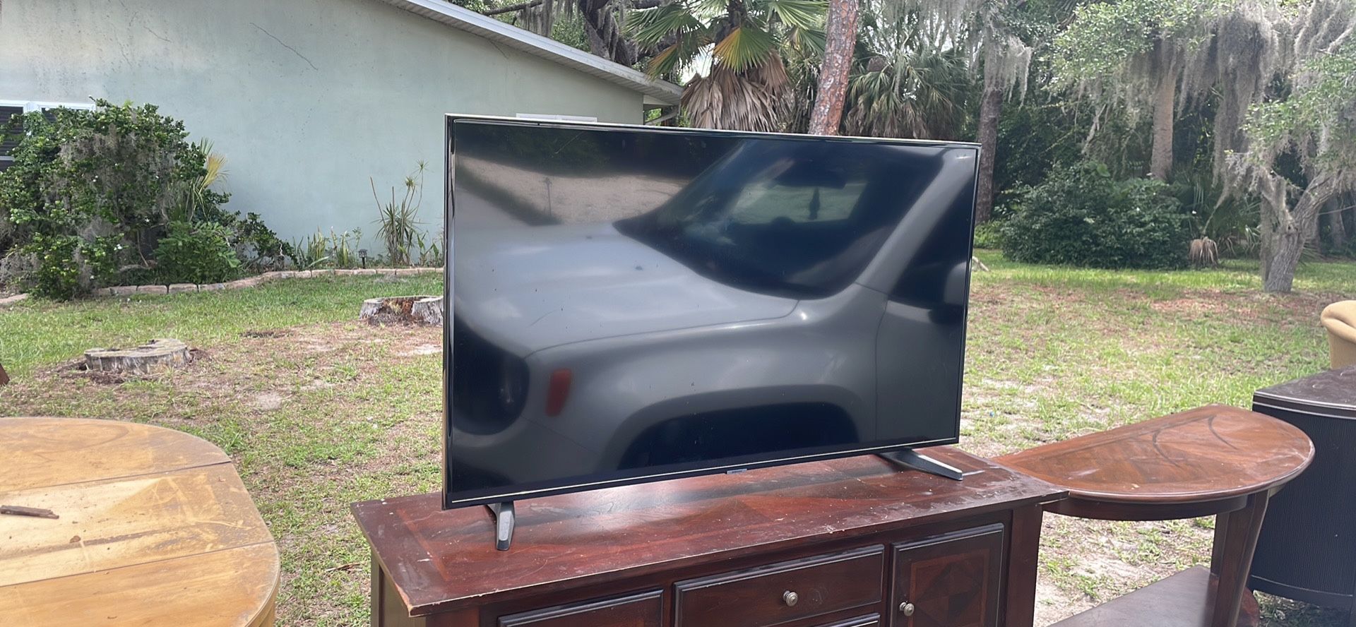 Broken Flat Screen TV